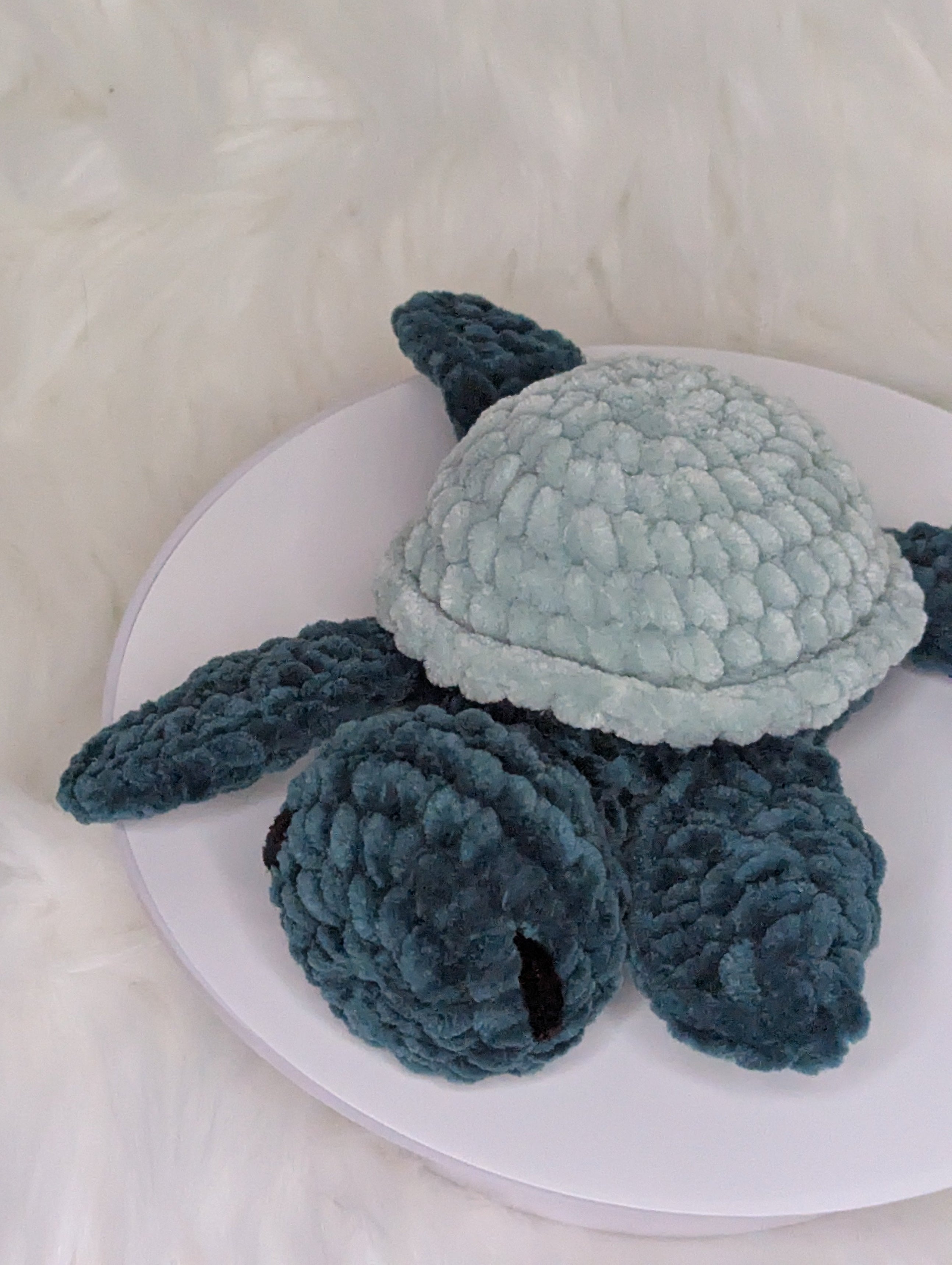 Ocean Buddy Sea Turtle – Plush Crochet Desk Companion