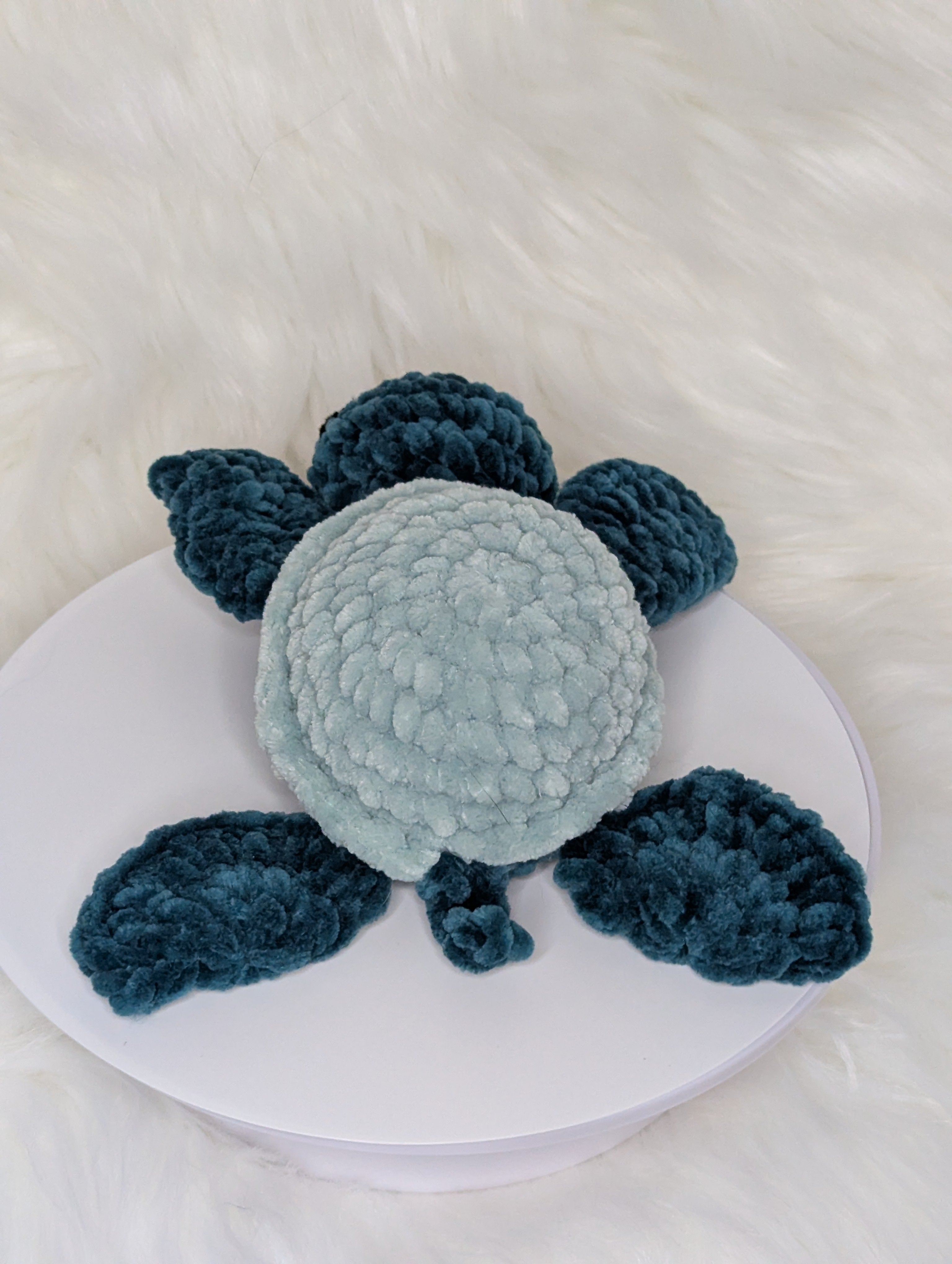 Ocean Buddy Sea Turtle – Plush Crochet Desk Companion