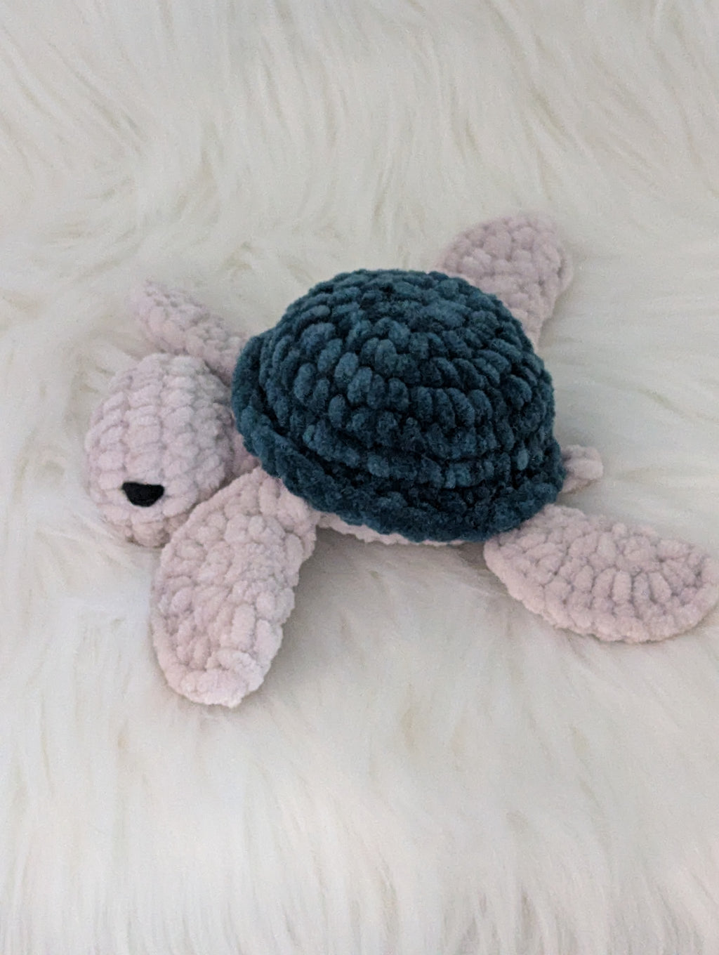 Mini teal sea turtle