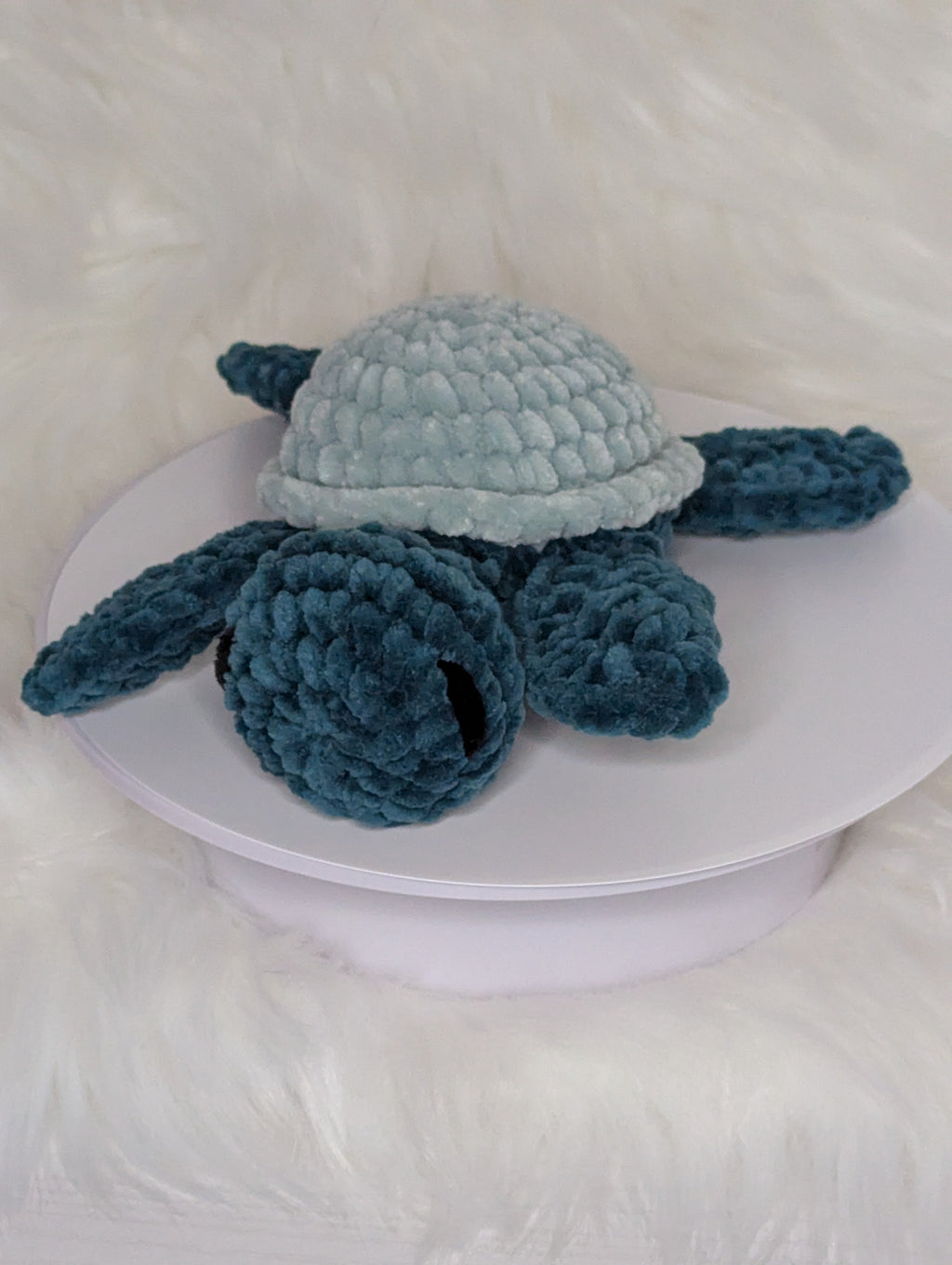 Ocean Buddy Sea Turtle – Plush Crochet Desk Companion