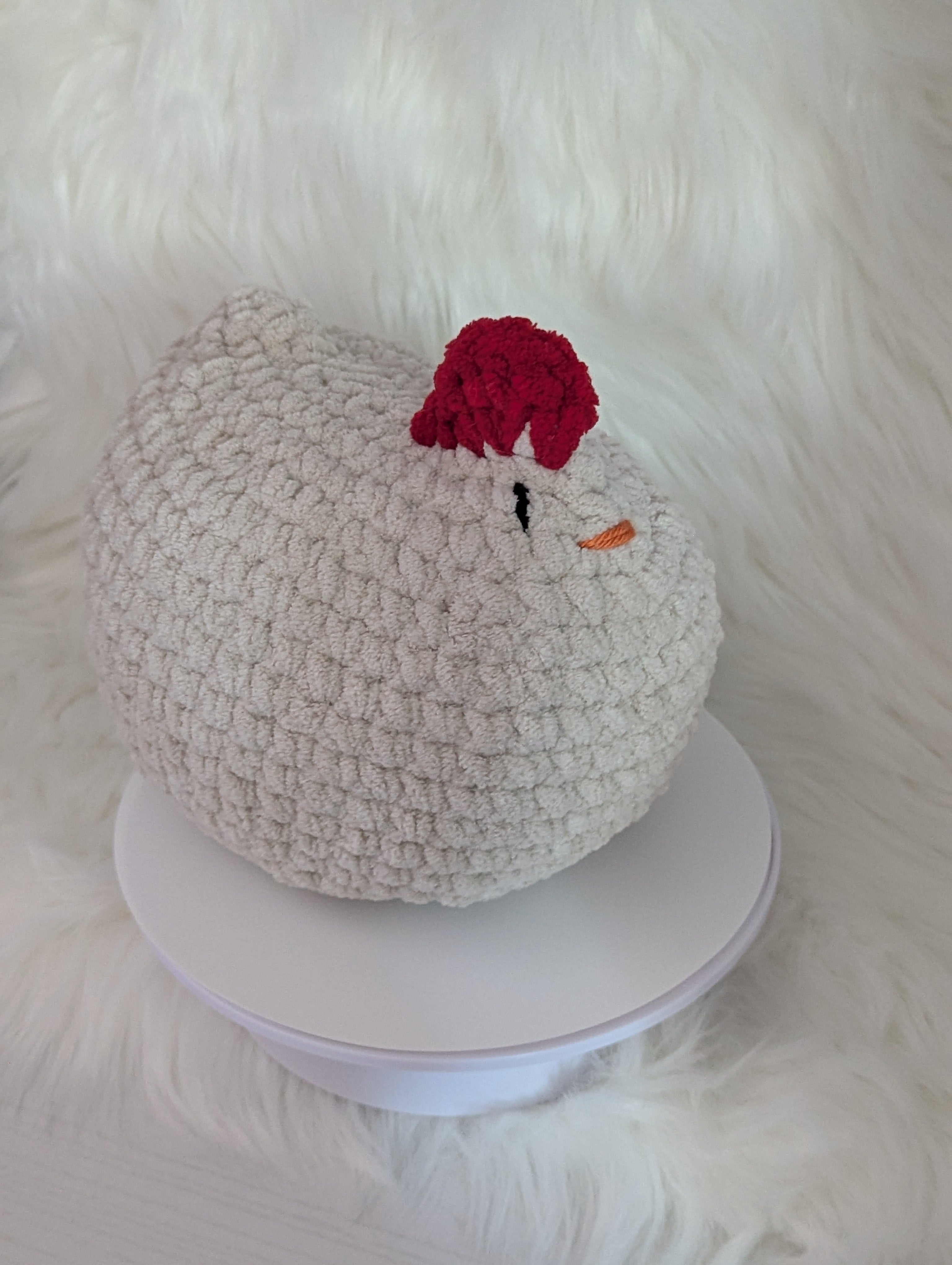 Chubby Hen Plushie - Soft Chicken Toy