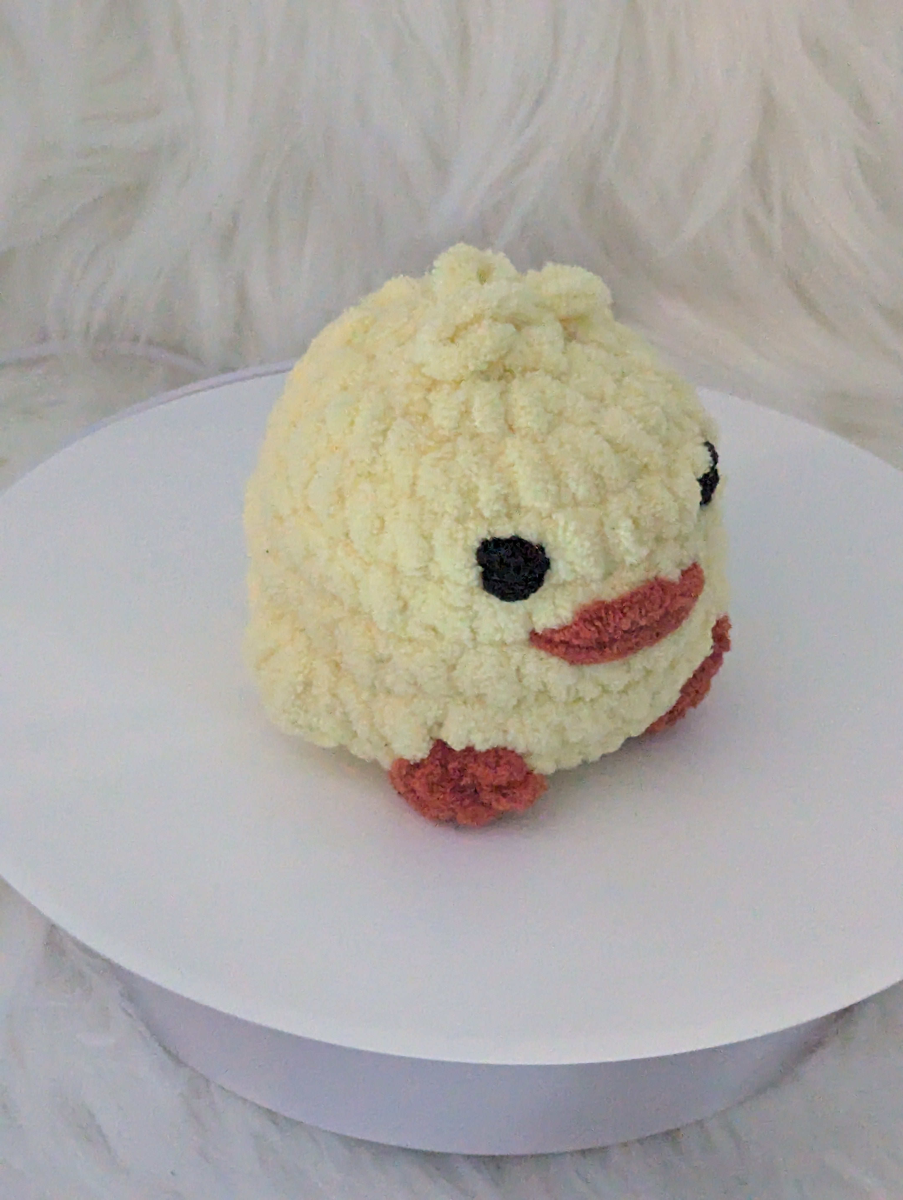 Pale yellow mini chick