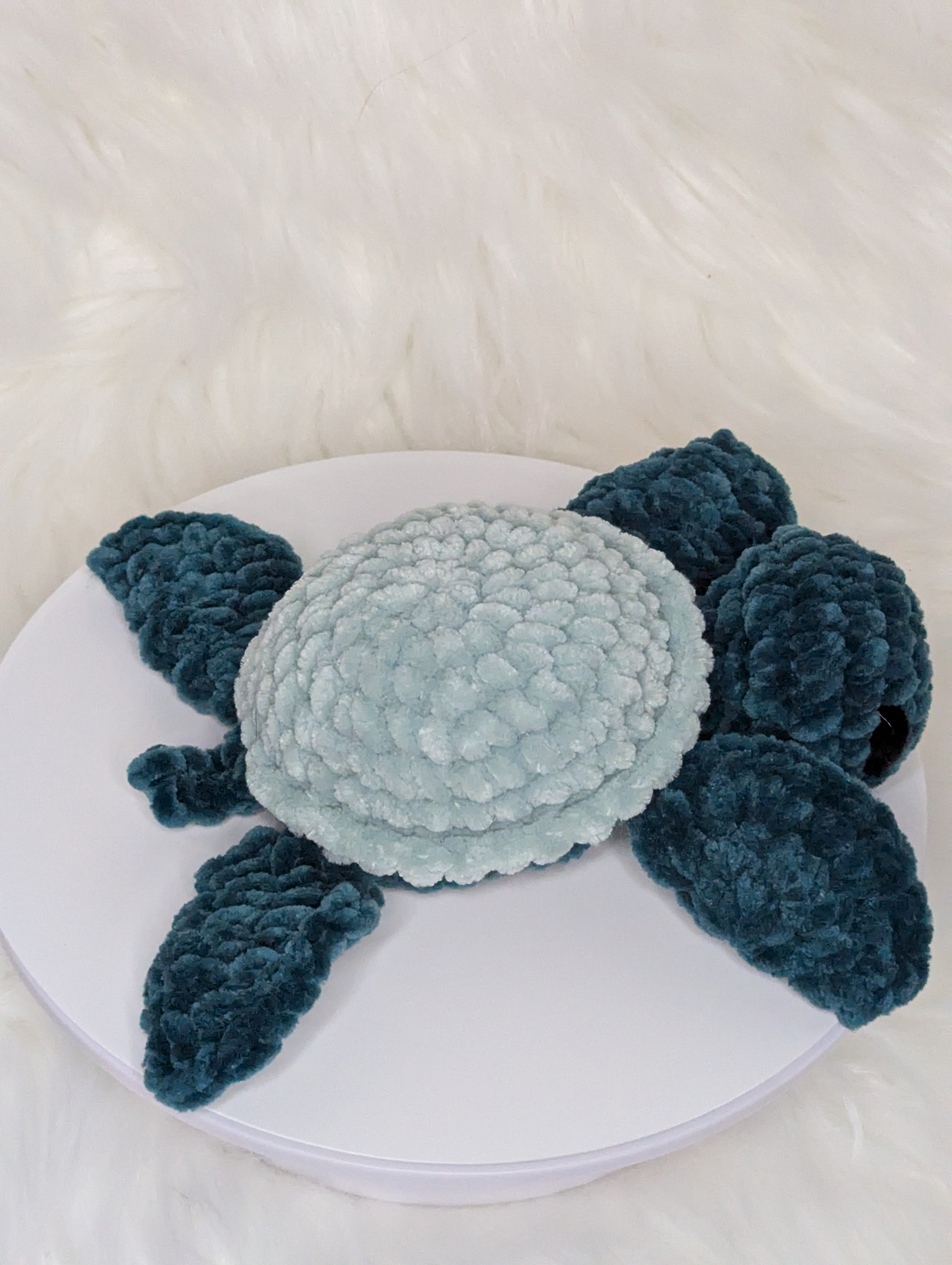 Ocean Buddy Sea Turtle – Plush Crochet Desk Companion